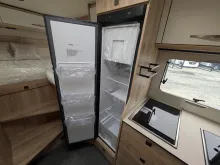 Fahrzeugbild Eura Mobil Profila RS PRS 695 EB 140PS/Dachklima/Fahrradträger/Markise #13