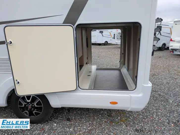 Fahrzeugbild Eura Mobil Profila RS PRS 695 EB 140PS/Dachklima/Fahrradträger/Markise #26