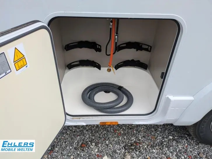 Fahrzeugbild Eura Mobil Profila RS PRS 695 EB 140PS/Dachklima/Fahrradträger/Markise #27
