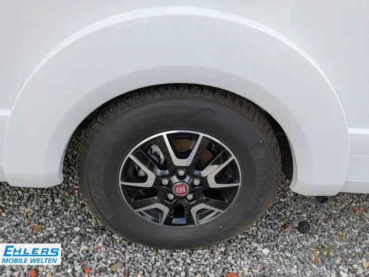 Fahrzeugbild Eura Mobil Profila RS PRS 695 EB 140PS/Dachklima/Fahrradträger/Markise #28