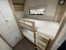 Etagenbetten Hobby De Luxe 545 KMF Auflastung inkl. Alufelgen