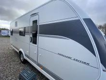 Seitlich Hobby Excellent Edition 545 KMF 2 t Auflastung mit LMF Silber