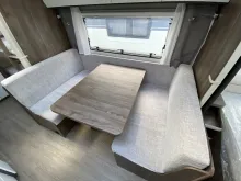 Sitzgruppe Hobby Excellent Edition 545 KMF 2 t Auflastung mit LMF Silber