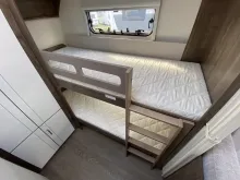 Etagenbetten Hobby Excellent Edition 545 KMF 2 t Auflastung mit LMF Silber