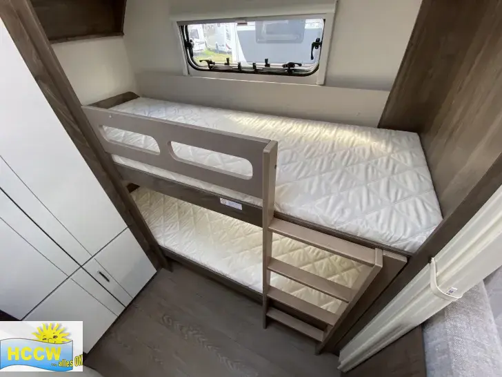 Etagenbetten Hobby Excellent Edition 545 KMF 2 t Auflastung mit LMF Silber