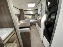 Sicht vorne-hinten Hobby Excellent Edition 545 KMF 2 t Auflastung mit LMF Silber