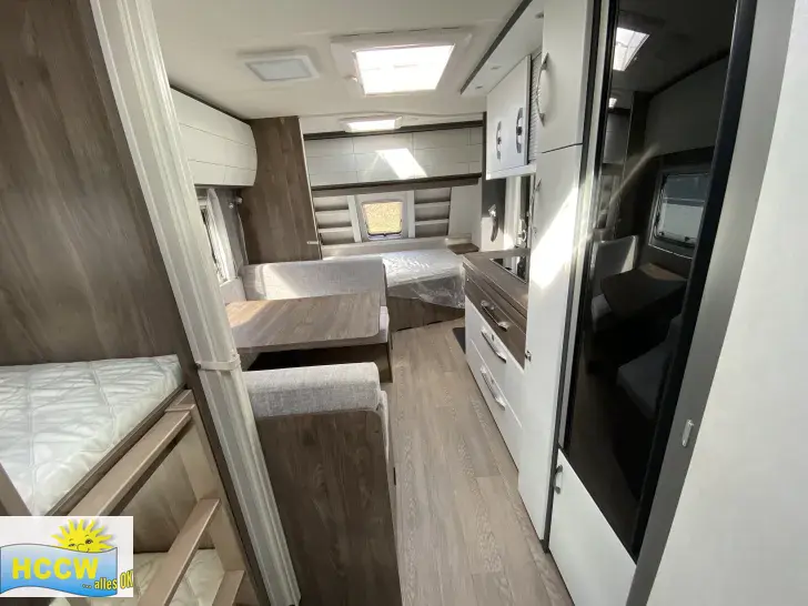 Sicht vorne-hinten Hobby Excellent Edition 545 KMF 2 t Auflastung mit LMF Silber