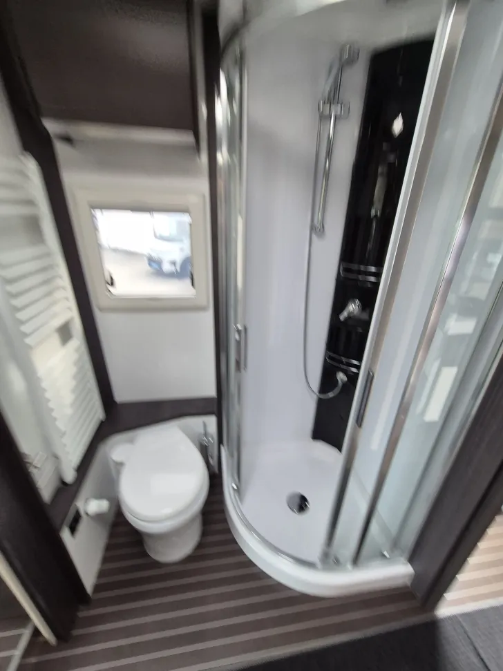 Fahrzeugbild Concorde Carver 890 RRL #23