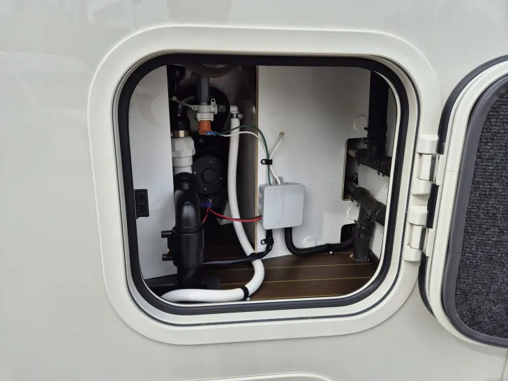 Fahrzeugbild Concorde Carver 890 RRL #36