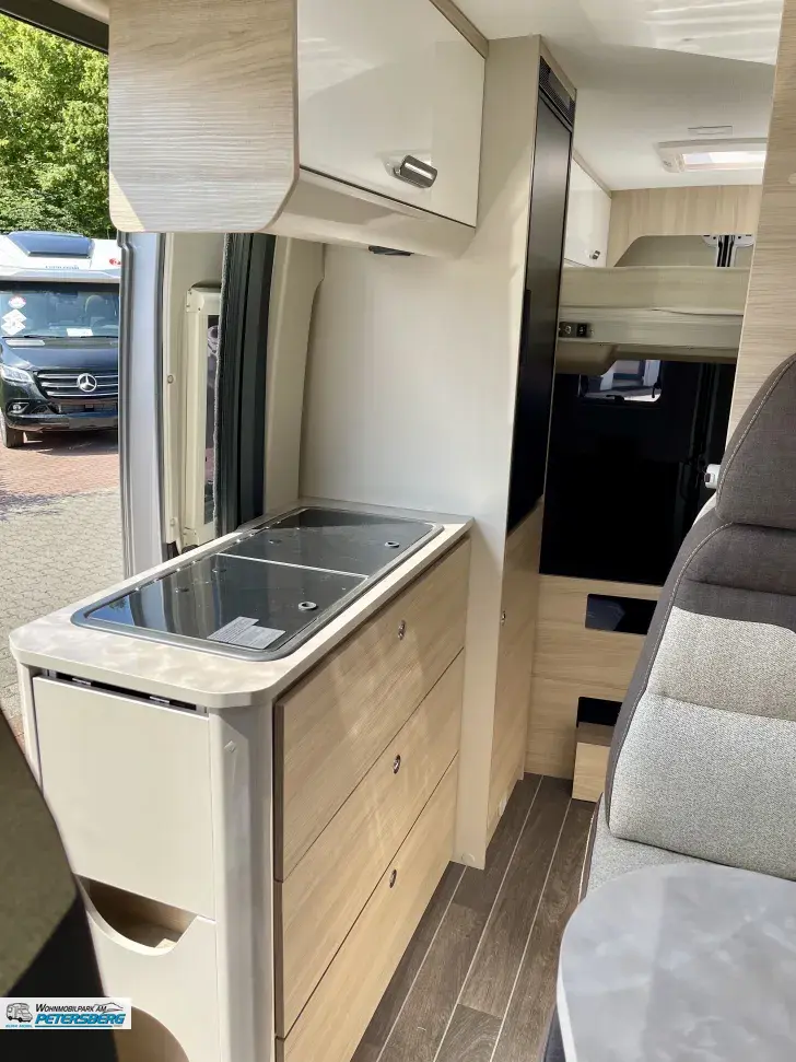 Fahrzeugbild Forster V 636 HB Vantasy inkl. Dieselheizung 4 kW #8