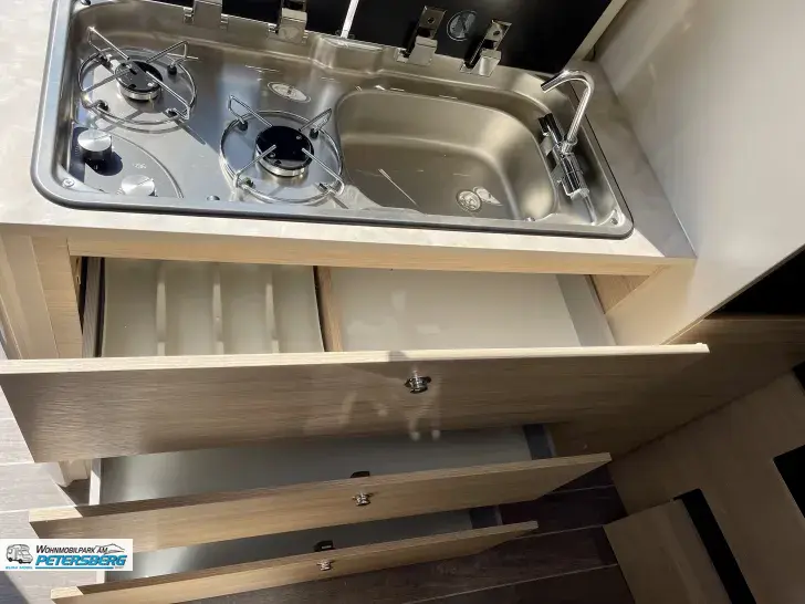 Fahrzeugbild Forster V 636 HB Vantasy inkl. Dieselheizung 4 kW #9