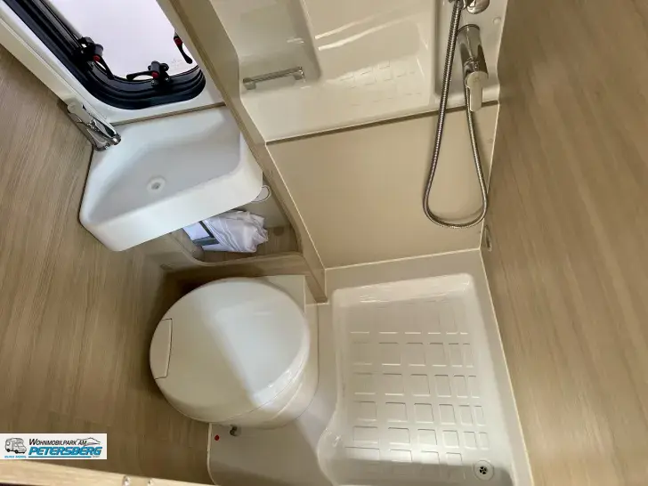 Fahrzeugbild Forster V 636 HB Vantasy inkl. Dieselheizung 4 kW #13