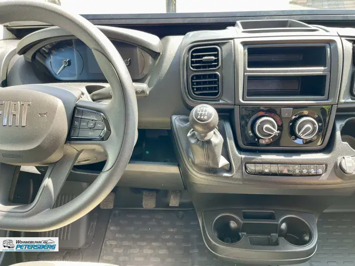 Fahrzeugbild Forster V 636 HB Vantasy inkl. Dieselheizung 4 kW #19