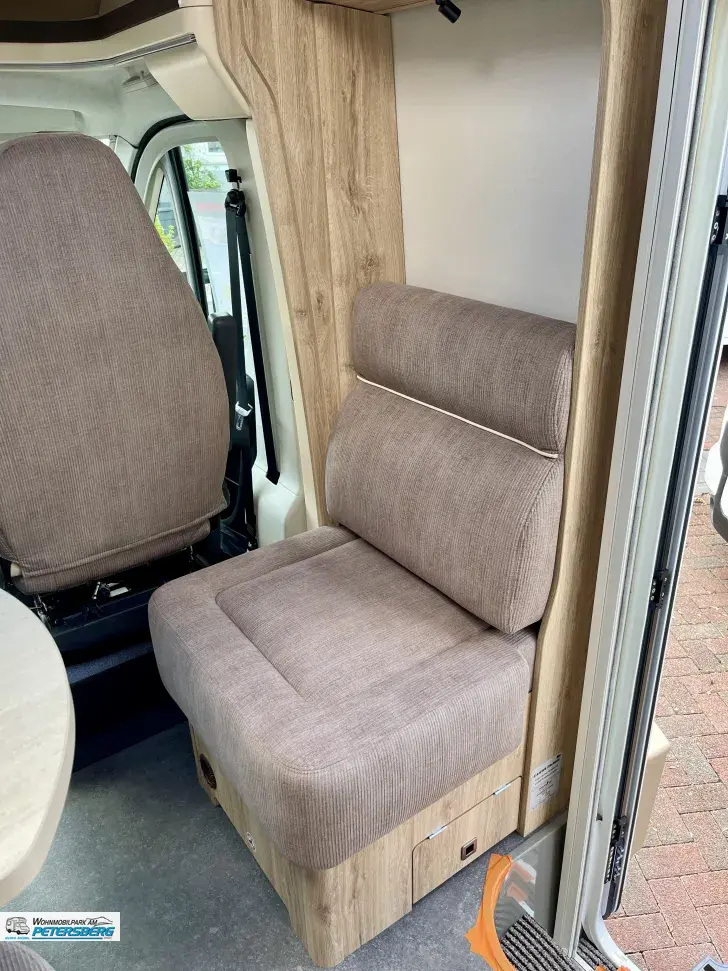 Fahrzeugbild Eura Mobil Profila T 720 EB Mondial Edition Edition 101 Preisvorteil!!! #8