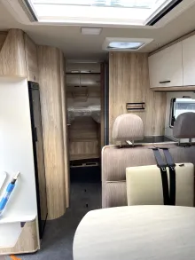 Fahrzeugbild Eura Mobil Profila T 720 EB Mondial Edition Edition 101 Preisvorteil!!! #9
