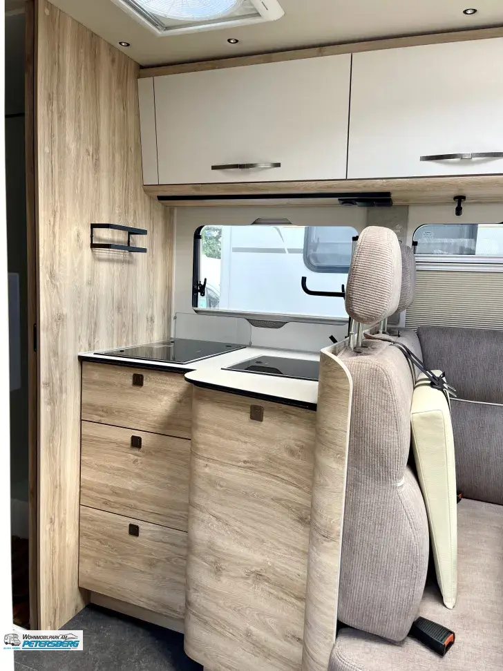 Fahrzeugbild Eura Mobil Profila T 720 EB Mondial Edition Edition 101 Preisvorteil!!! #10