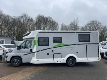 Fahrzeugbild Forster T 745 EB Travel-Line- & Winter-Paket #1