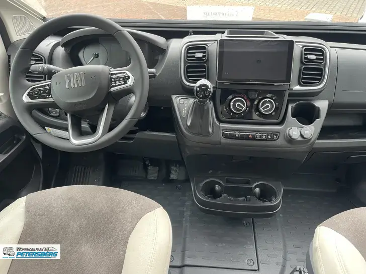 Fahrzeugbild Forster T 745 EB Travel-Line- & Winter-Paket #7