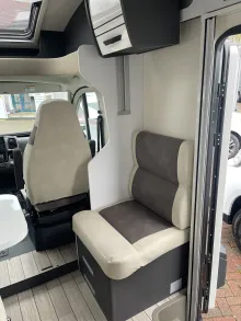 Fahrzeugbild Forster T 745 EB Travel-Line- & Winter-Paket #10