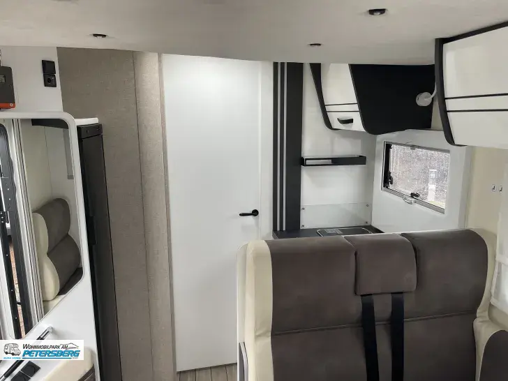 Fahrzeugbild Forster T 745 EB Travel-Line- & Winter-Paket #20