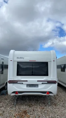 Frontal Hinten Hobby De Luxe 515 UHL