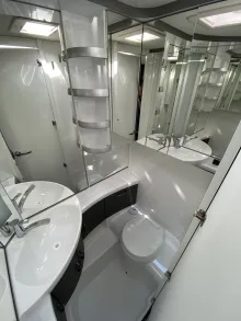 Toilette Hobby Excellent Edition 495 UL Modell 2026