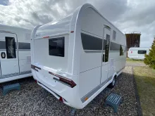 Schräg Hinten Hobby De Luxe 460 SFf Auflastung