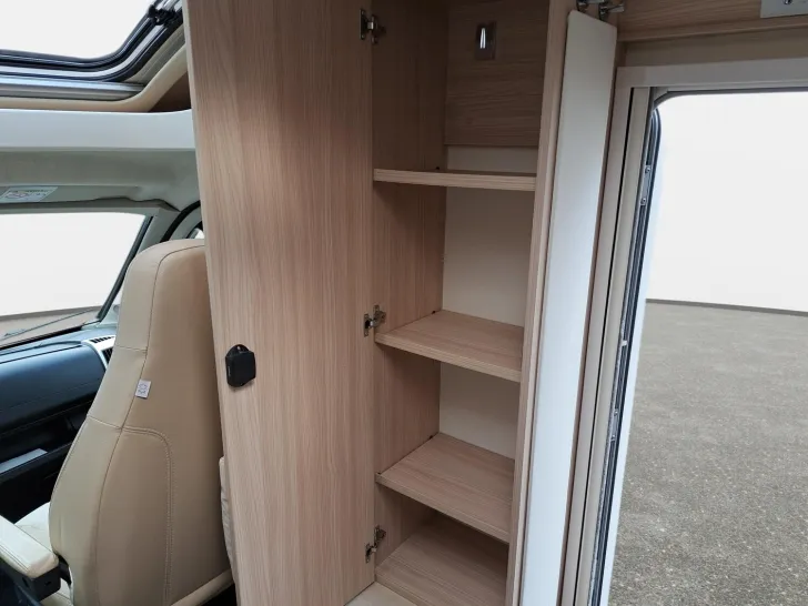 Fahrzeugbild Bürstner Travel Van T 620 G Hubstützen, Sat, TV, Solar #11