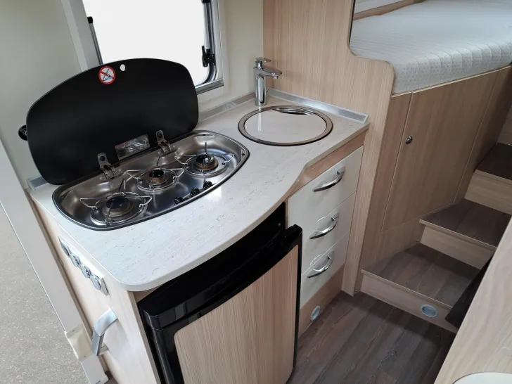 Fahrzeugbild Bürstner Travel Van T 620 G Hubstützen, Sat, TV, Solar #12