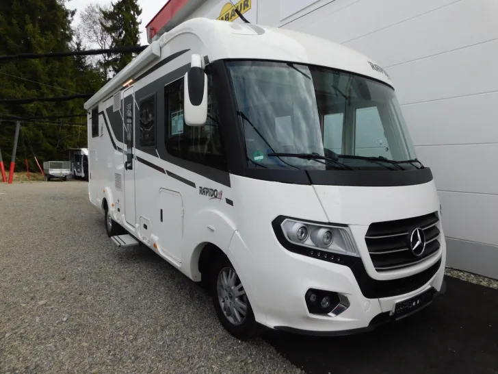 Fahrzeugbild Rapido Serie M M66 Hubstützen, Lithium, Bugschränke #1