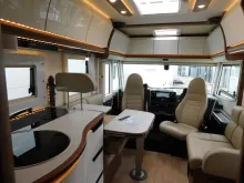 Fahrzeugbild Rapido Serie M M66 Hubstützen, Lithium, Bugschränke #11