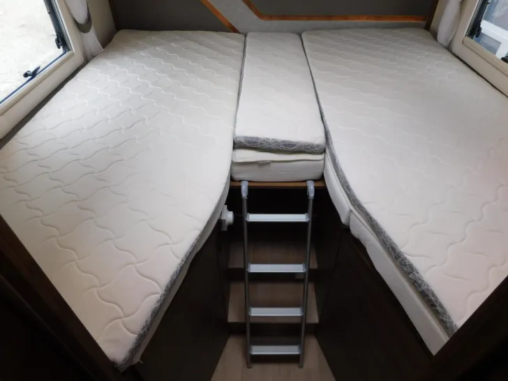 Fahrzeugbild Rapido Serie M M66 Hubstützen, Lithium, Bugschränke #16