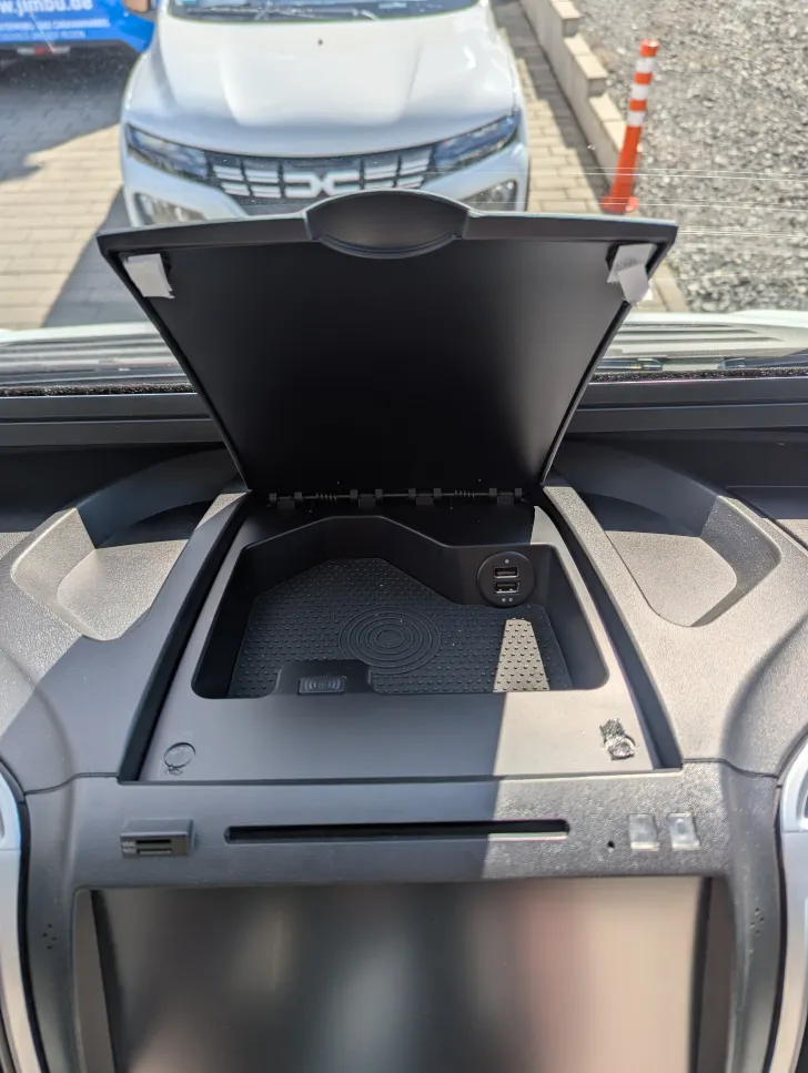 Fahrzeugbild Mooveo TEI 71FBH #12