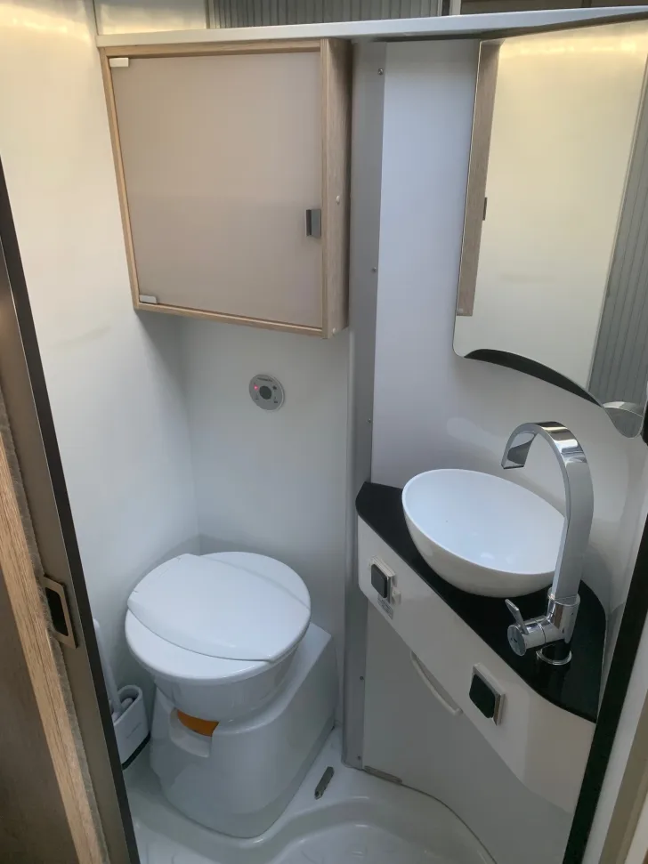 Fahrzeugbild Pössl H-Line 2WIN Vario #10