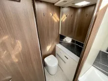Fahrzeugbild Bürstner Elegance I 920 G VOLLAUSSTATTUNG > top price #31