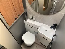 Fahrzeugbild Hymer BMC-I 680 Arktis/RFK/Navi/Hubbett #10