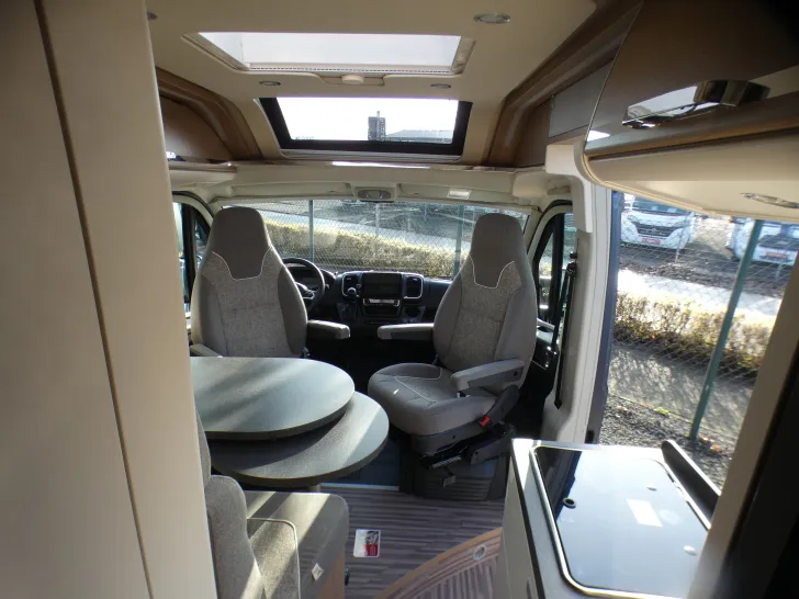 Fahrzeugbild Malibu Van Comfort 640 LE charming GT skyview Sonderpreis #9