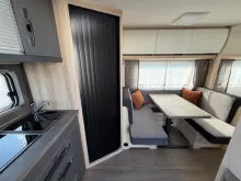 Fahrzeugbild Hobby De Luxe 460 SFf #9
