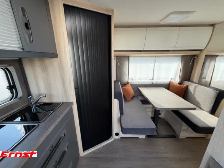 Fahrzeugbild Hobby De Luxe 460 SFf #9