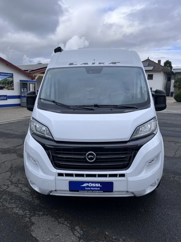 Fahrzeugbild Laika Kosmo 6.4, wie Pössl Roadcruiser B, Markise #3