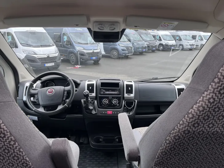 Fahrzeugbild Laika Kosmo 6.4, wie Pössl Roadcruiser B, Markise #7