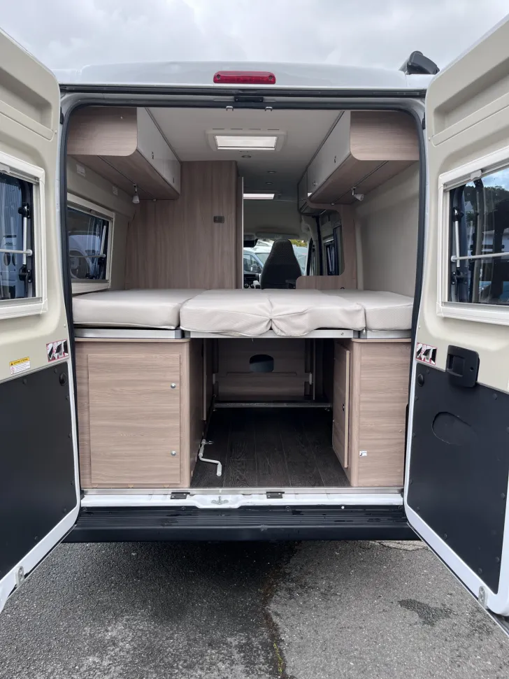 Fahrzeugbild Laika Kosmo 6.4, wie Pössl Roadcruiser B, Markise #25