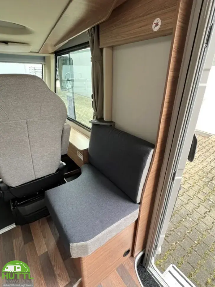 Fahrzeugbild Weinsberg CaraCore 700 MEG Verfügbar 11/26 #5