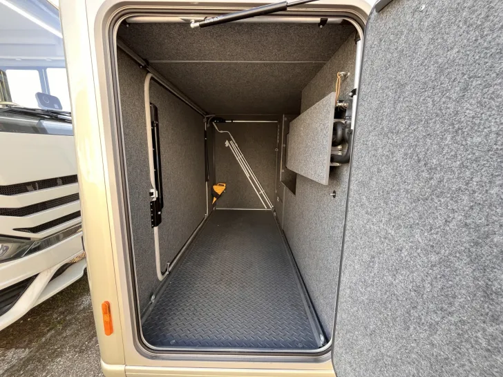 Fahrzeugbild Frankia I7900 #36