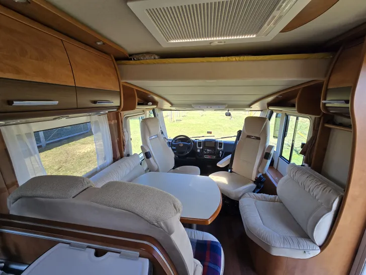 Grundriss Tag Carthago c-tourer I 150 gut gepflegtes Mobil