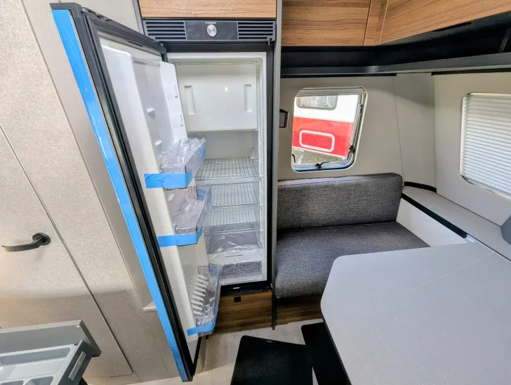 Fahrzeugbild Hymer Eriba Novaline 442 AUFLASTUNG 1800 Kg #13