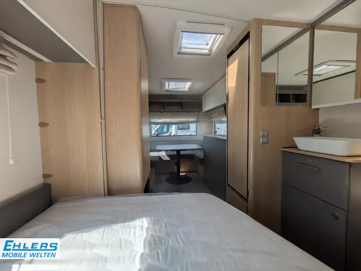 Fahrzeugbild LMC Tandero 480 D Fliegenschutztür/Duschpaket/1500kg/Truma Therme #14