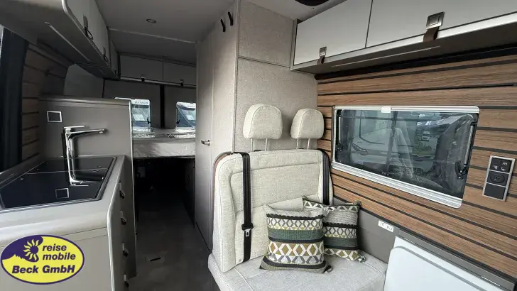 Fahrzeugbild Hymer Camper Van Grand Canyon S CrossOver #8