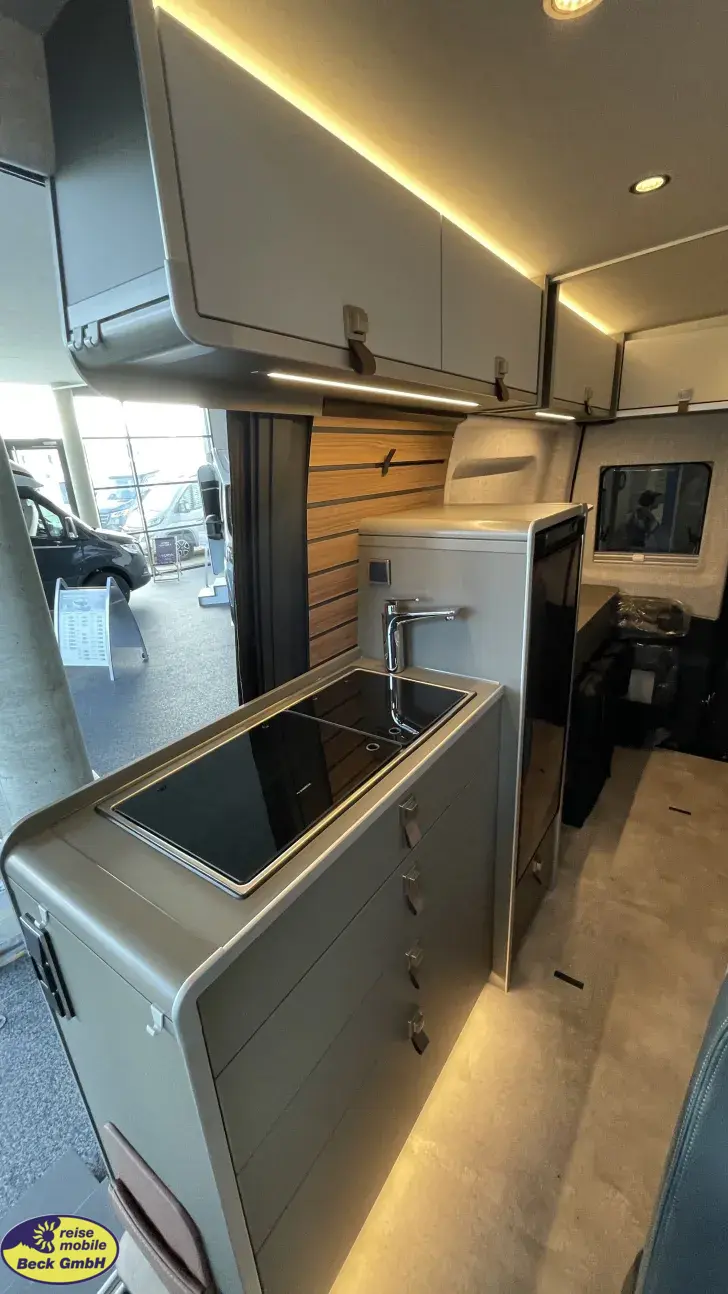 Fahrzeugbild Hymer Camper Van Grand Canyon S CrossOver #10