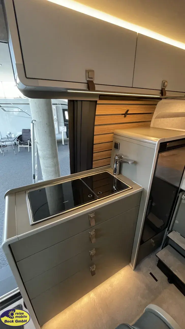 Fahrzeugbild Hymer Camper Van Grand Canyon S CrossOver #11